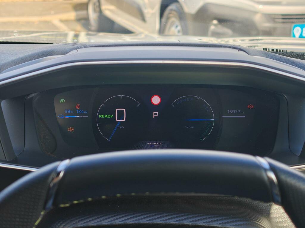 Peugeot e-2008 50Kwh Gt Grey #27