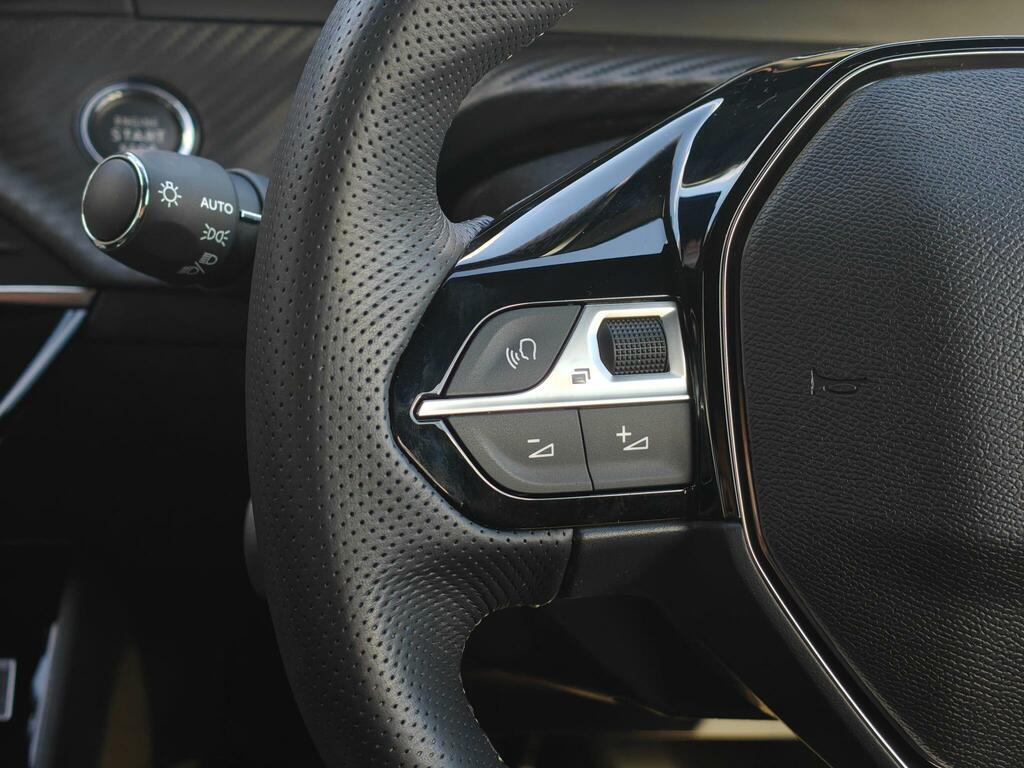 Peugeot e-2008 50Kwh Gt Grey #18