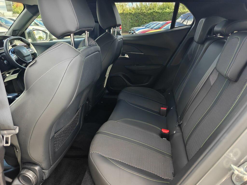 Peugeot e-2008 50Kwh Gt Grey #14