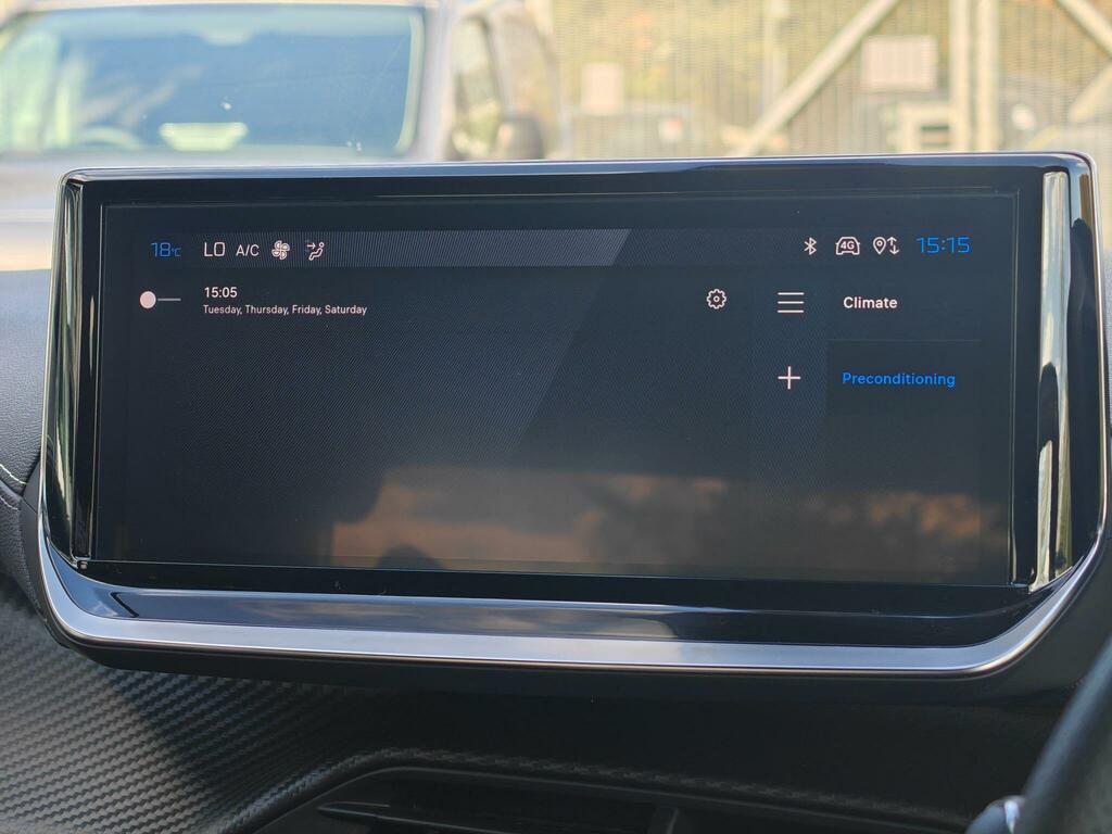 Peugeot e-2008 50Kwh Gt Grey #21