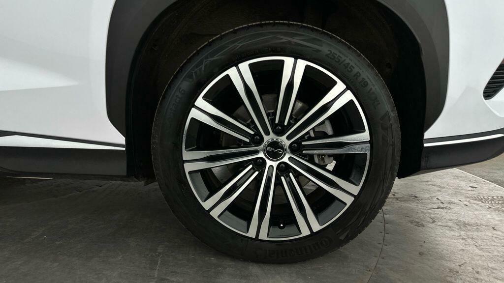 Byd Sealion 7 82.5Kwh Comfort Suv Black #18