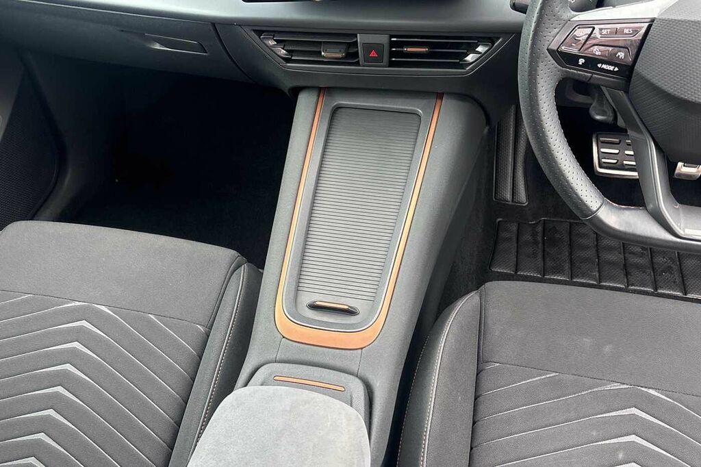 Cupra Born 150Kw V1 58Kwh White #9