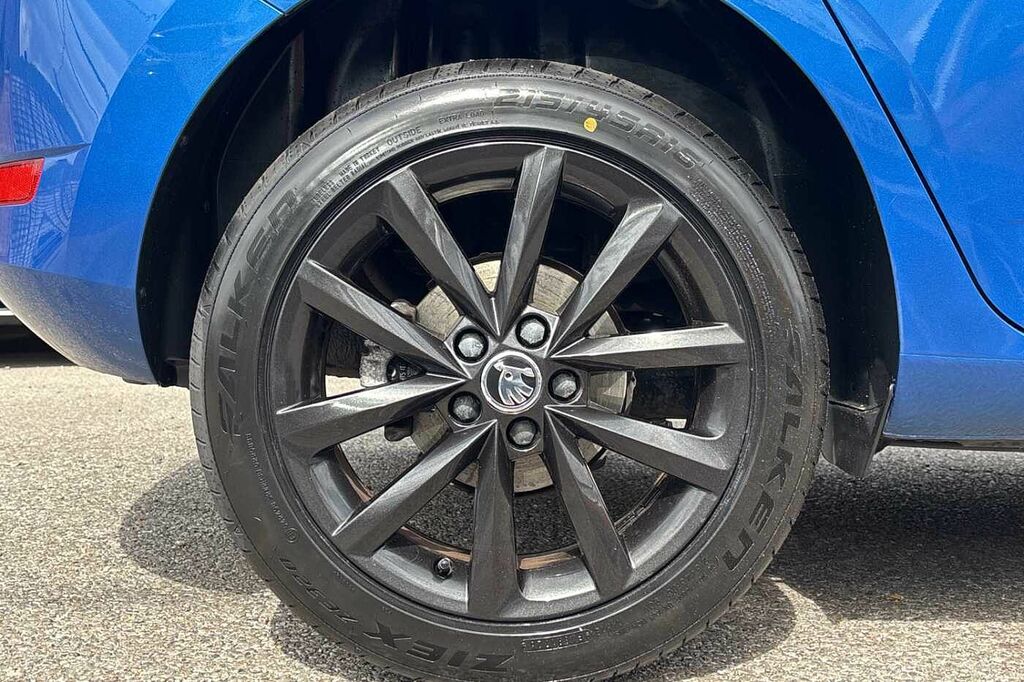 Skoda Fabia 1.0 Tsi Colour Edition Black #5
