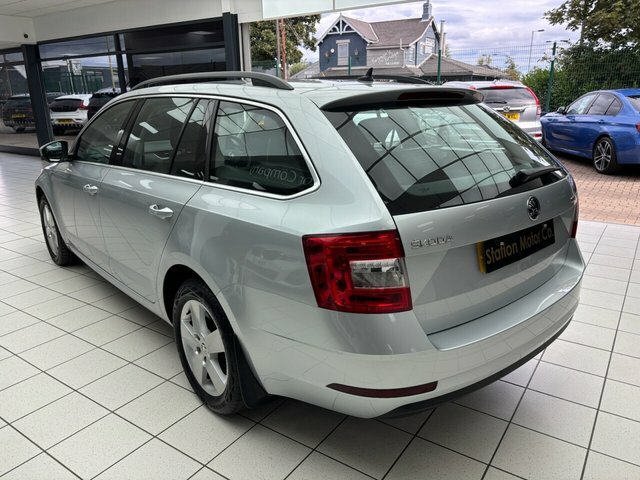 Skoda Octavia Vrs Green #8