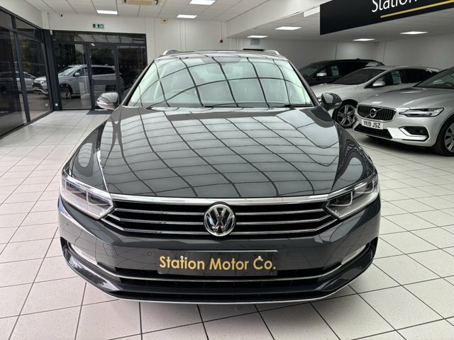 Volkswagen Passat Tdi Gt Estate Grey #4