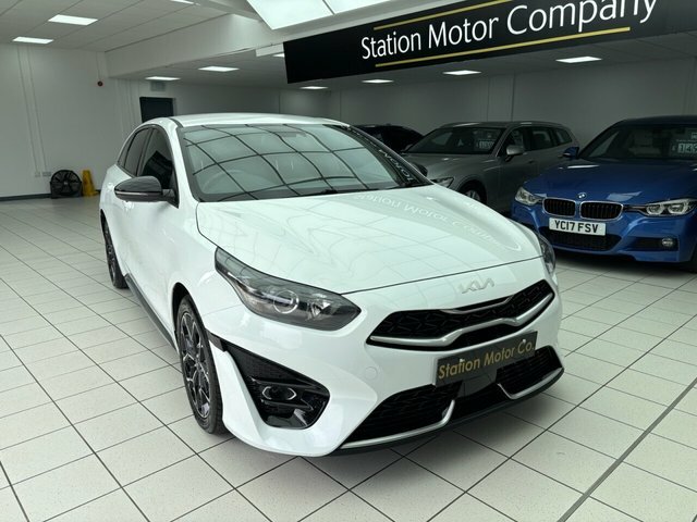 Kia Proceed T-gdi Gt-line Shooting Brake White #3