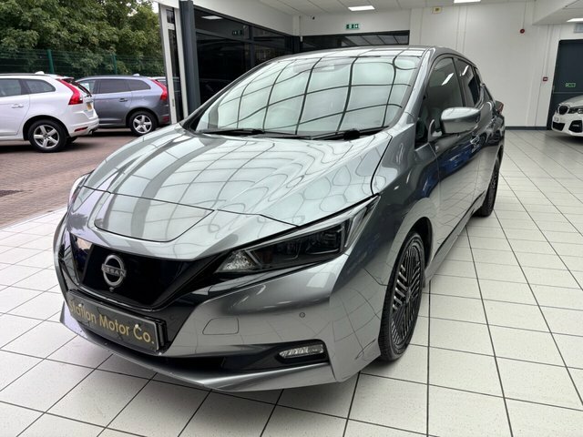 Nissan Leaf Tekna Hatchback Grey #5