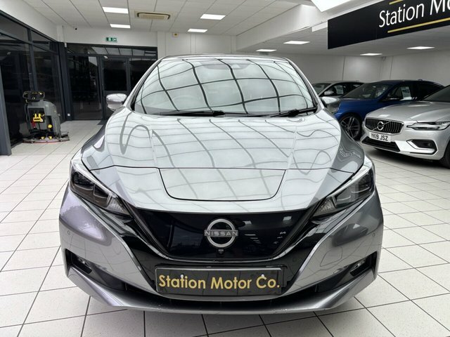 Nissan Leaf Tekna Hatchback Grey #4