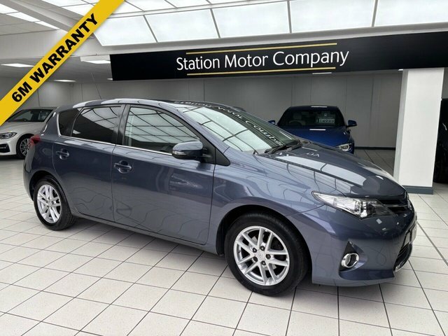 Toyota Auris V-matic Icon Plus Hatchback Blue