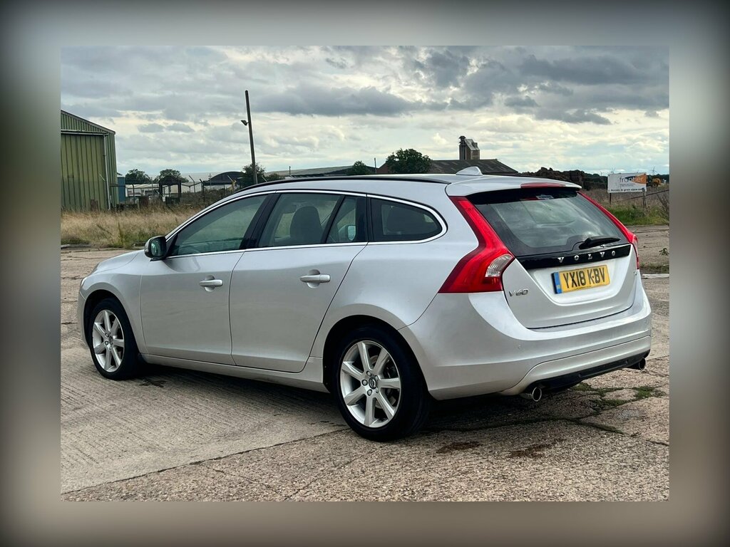 Volvo V60 2.0 T4 Se Nav Euro 6 Ss Silver #4