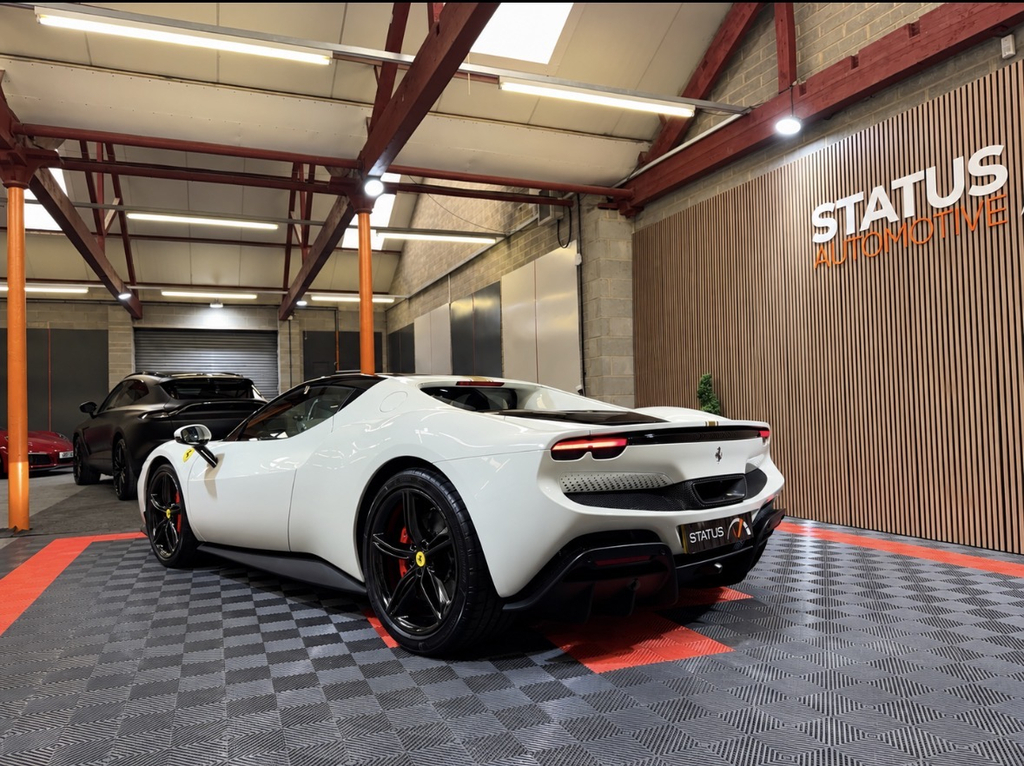 Ferrari 296 GTB 3.0T V6 7.45Kwh Coupe Plug-in Hybrid F1 