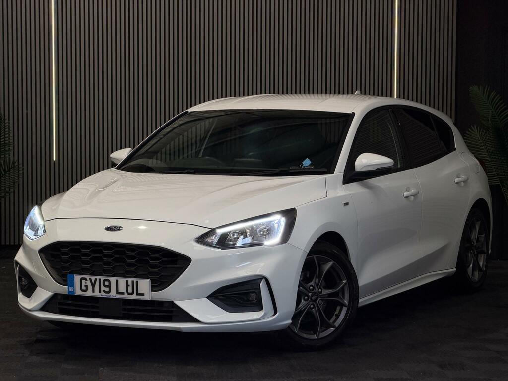 Ford Focus 1.0T Ecoboost St-line Euro 6 Ss White
