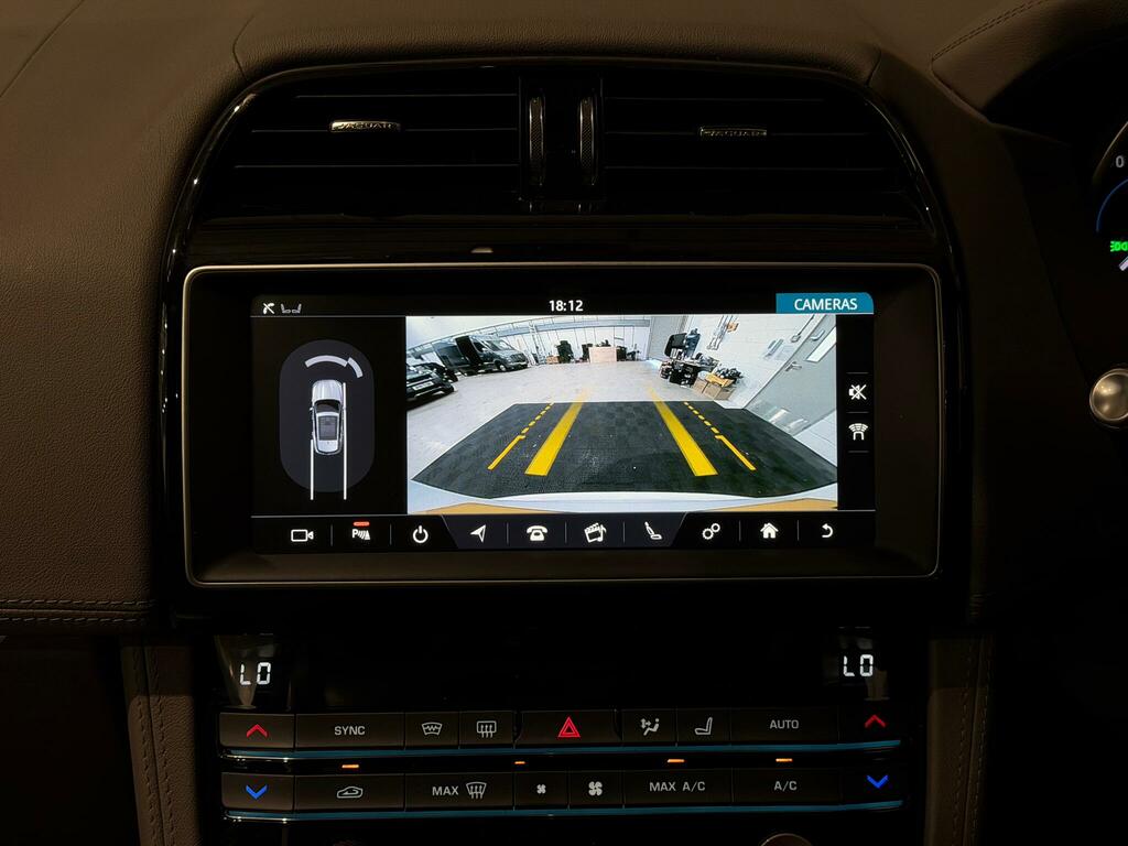 Jaguar F-Pace Portfolio Awd Red #28