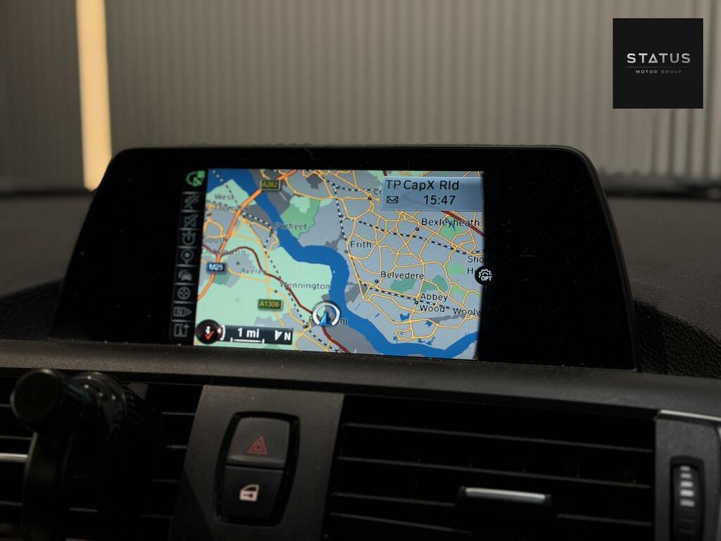 BMW 1 Series 2L Sport White #20