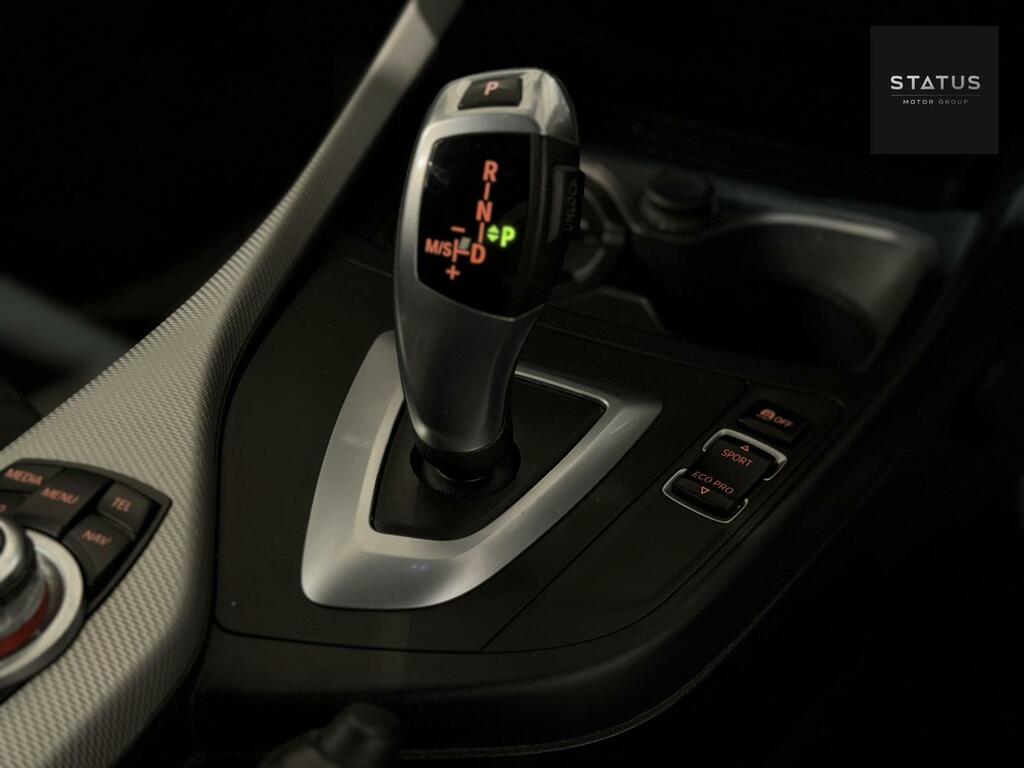 BMW 1 Series 2L Sport White #22