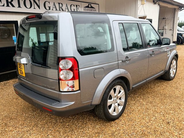 Land Rover Discovery 4 4 Green #7
