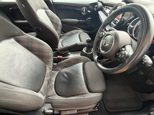 Mini Hatch 1.5 Cooper Hatchback Euro 6 Ss White #30