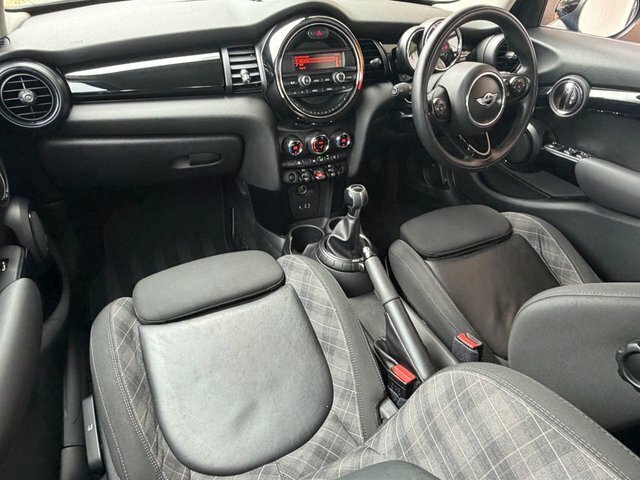 Mini Hatch 1.5 Cooper Hatchback Euro 6 Ss Blue #3