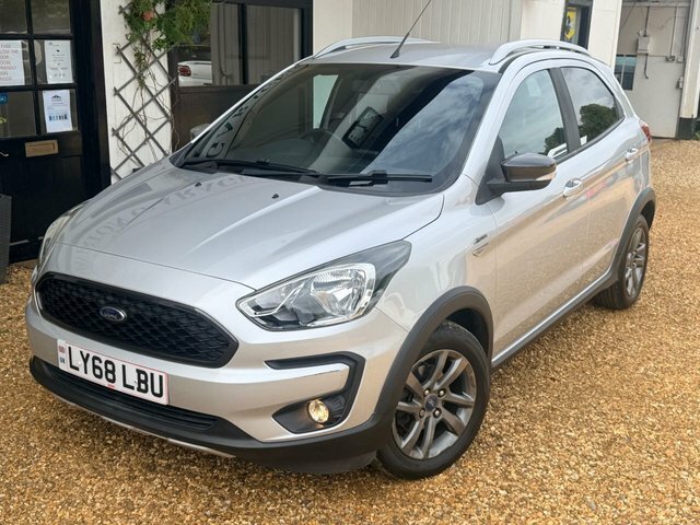 Ford KA+ Ka Zetec Red #16