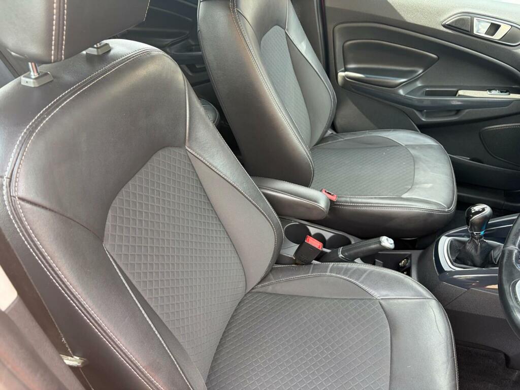 Ford Ecosport Automatic Titanium Black #13