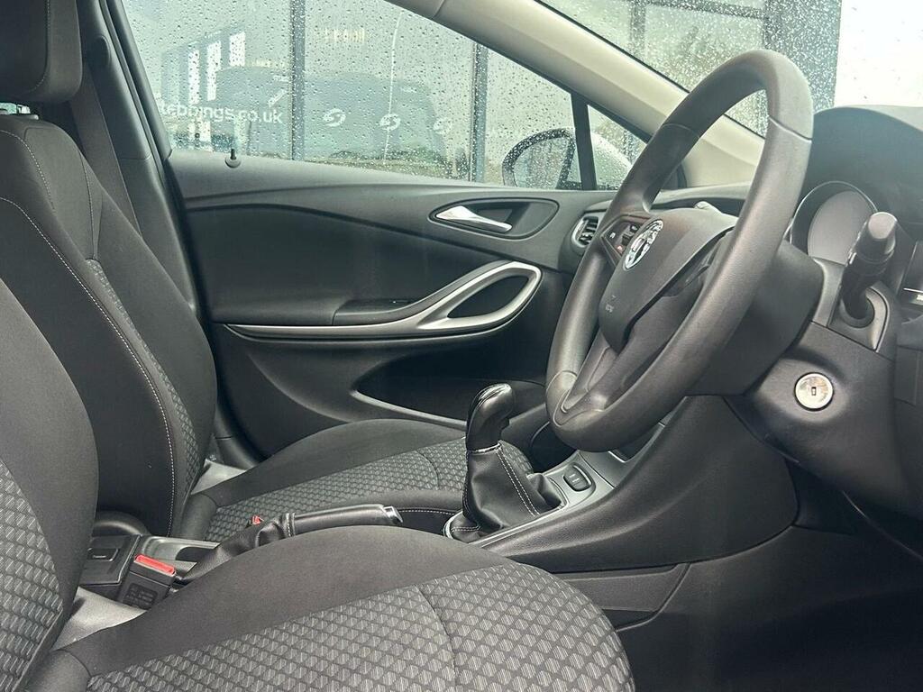 Vauxhall Astra 1.0I Turbo Ecotec Design Euro 6 Ss 