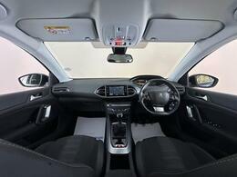 Peugeot 308 Hatchback White #44