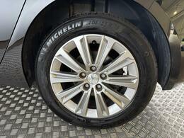 Peugeot 308 Hatchback White #51