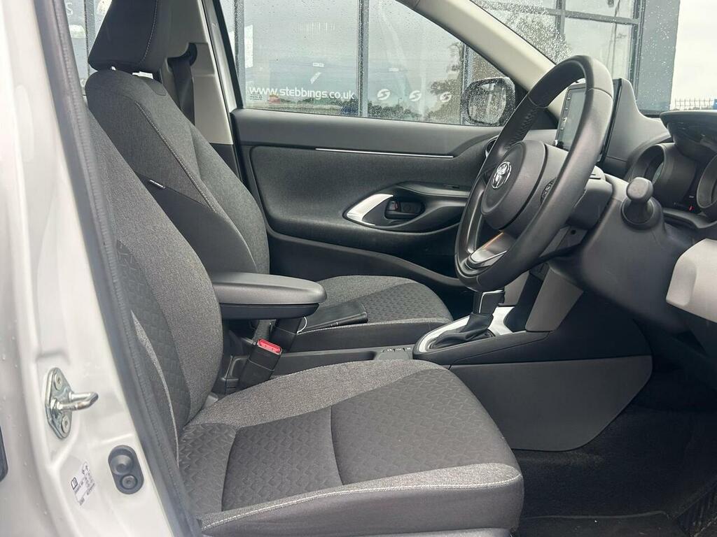 Toyota Yaris Cross 1.5 Vvt-h Icon E-cvt Euro 6 Ss #2