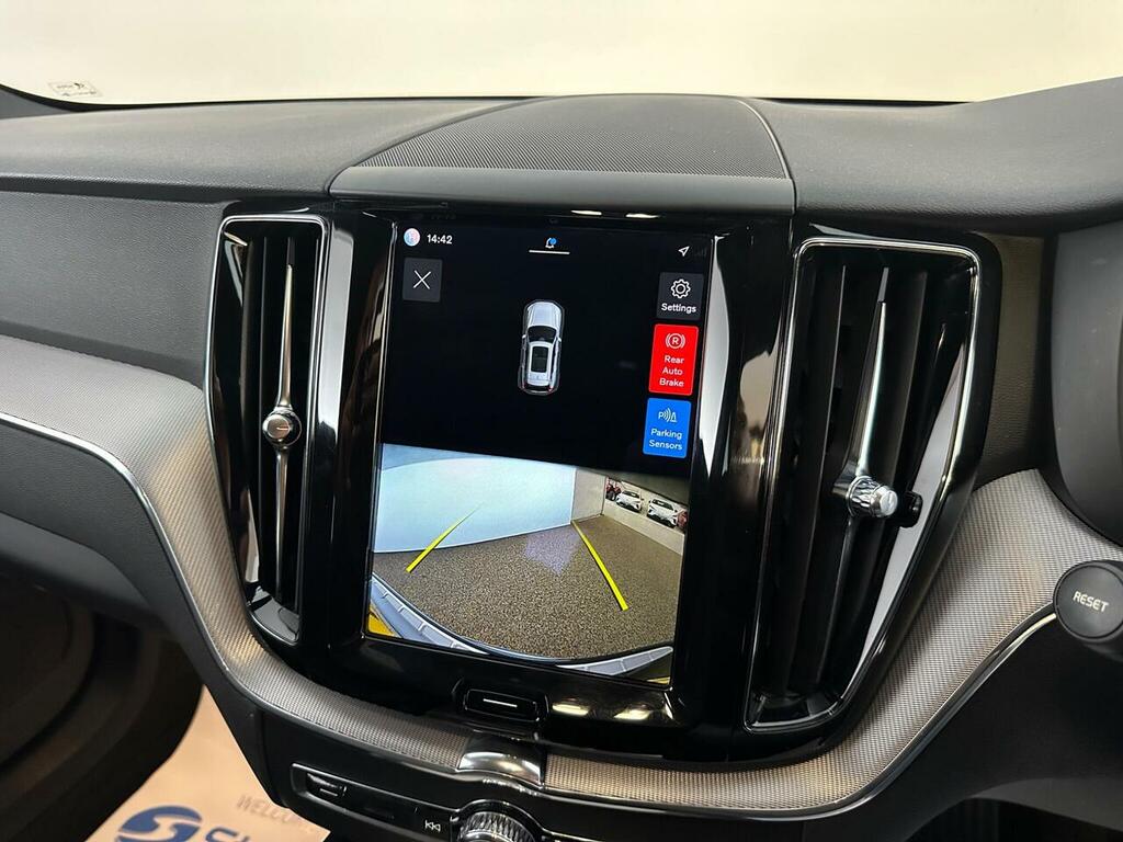 Volvo XC60 B5 P Awd Plus Dark Silver #15