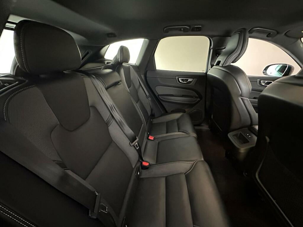 Volvo XC60 B5 P Awd Plus Dark Silver #18