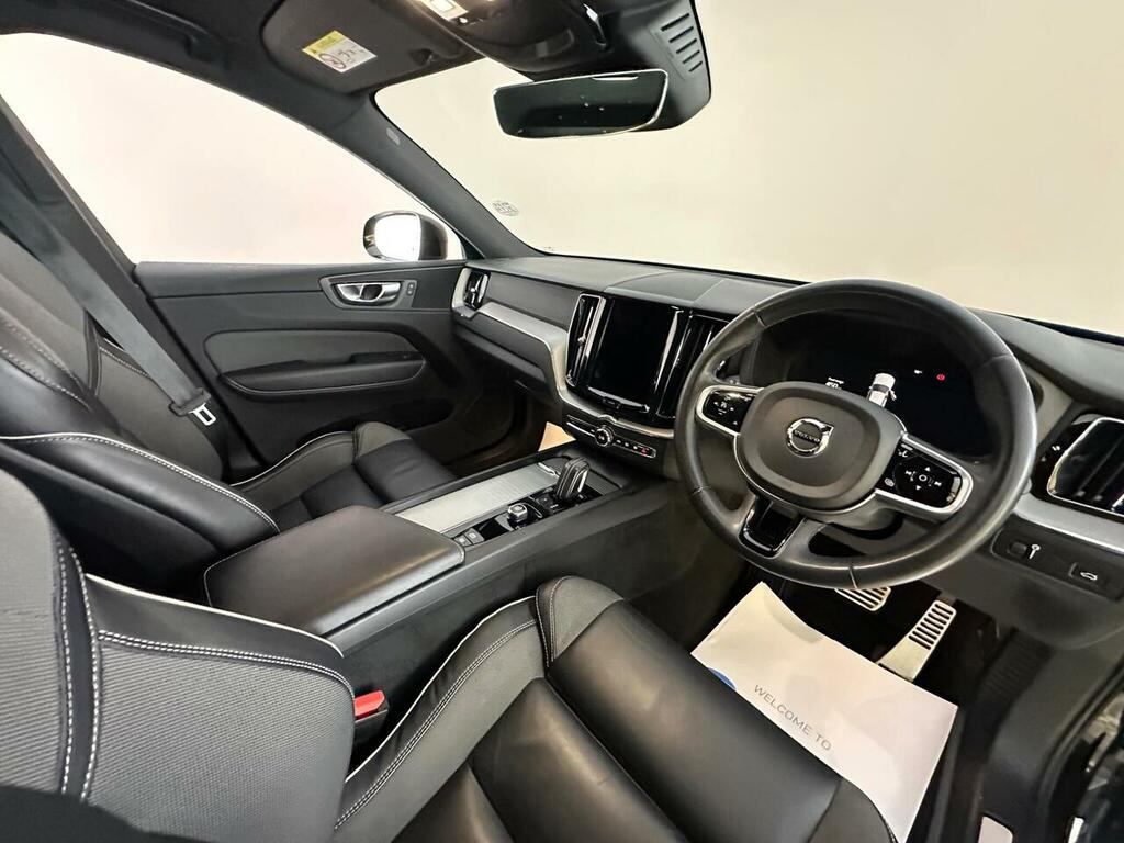 Volvo XC60 B5 P Awd Plus Dark Silver #7