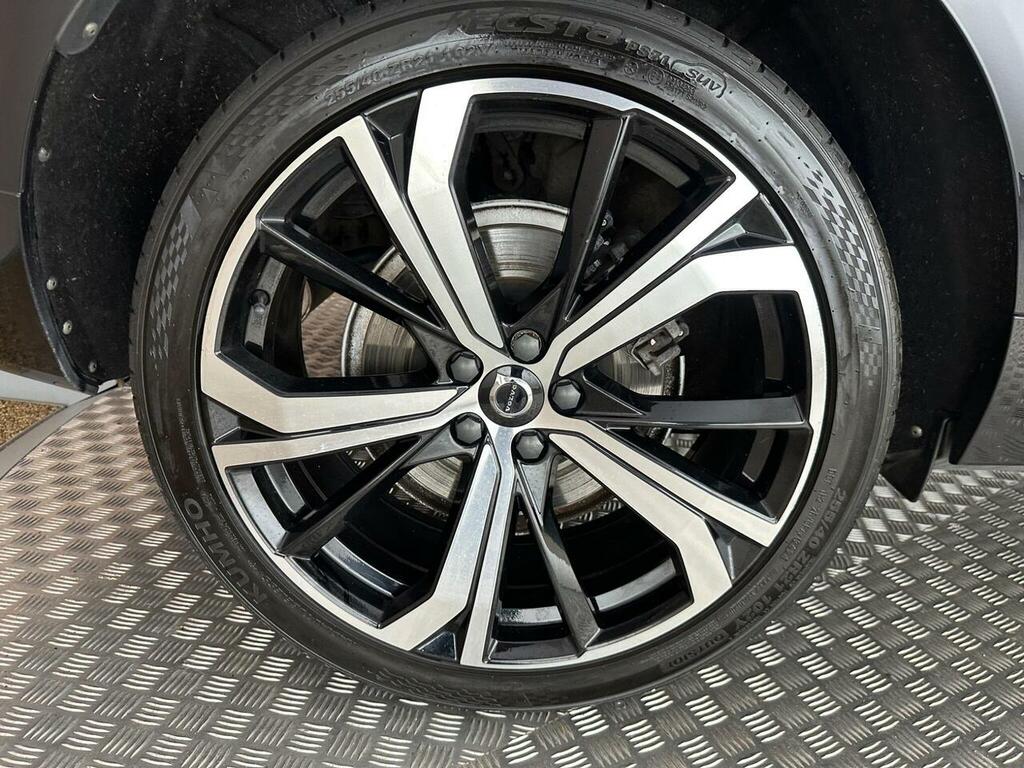 Volvo XC60 B5 P Awd Plus Dark Silver #30