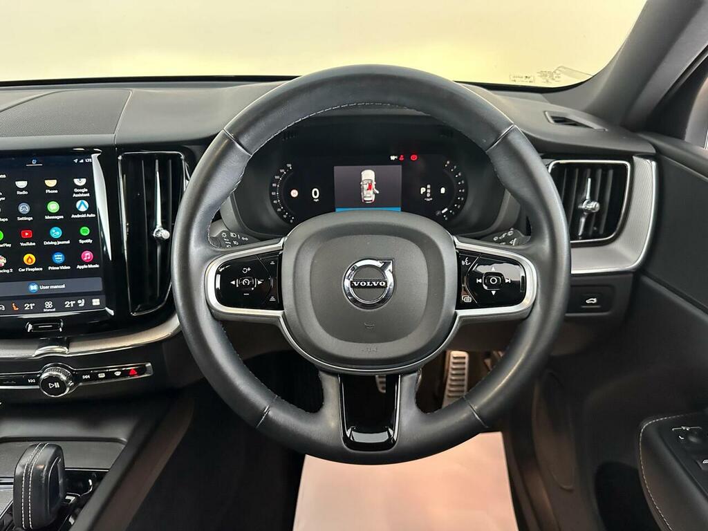 Volvo XC60 B5 P Awd Plus Dark Silver #19