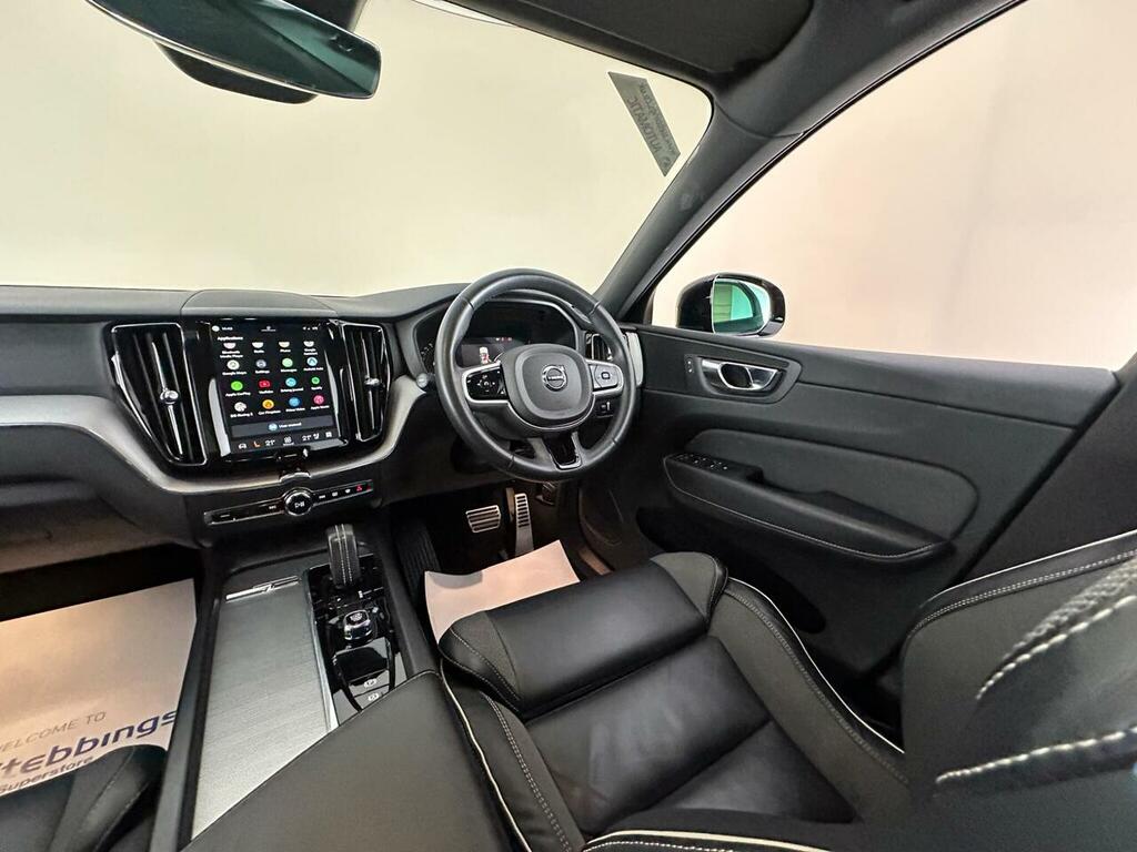 Volvo XC60 B5 P Awd Plus Dark Silver #21