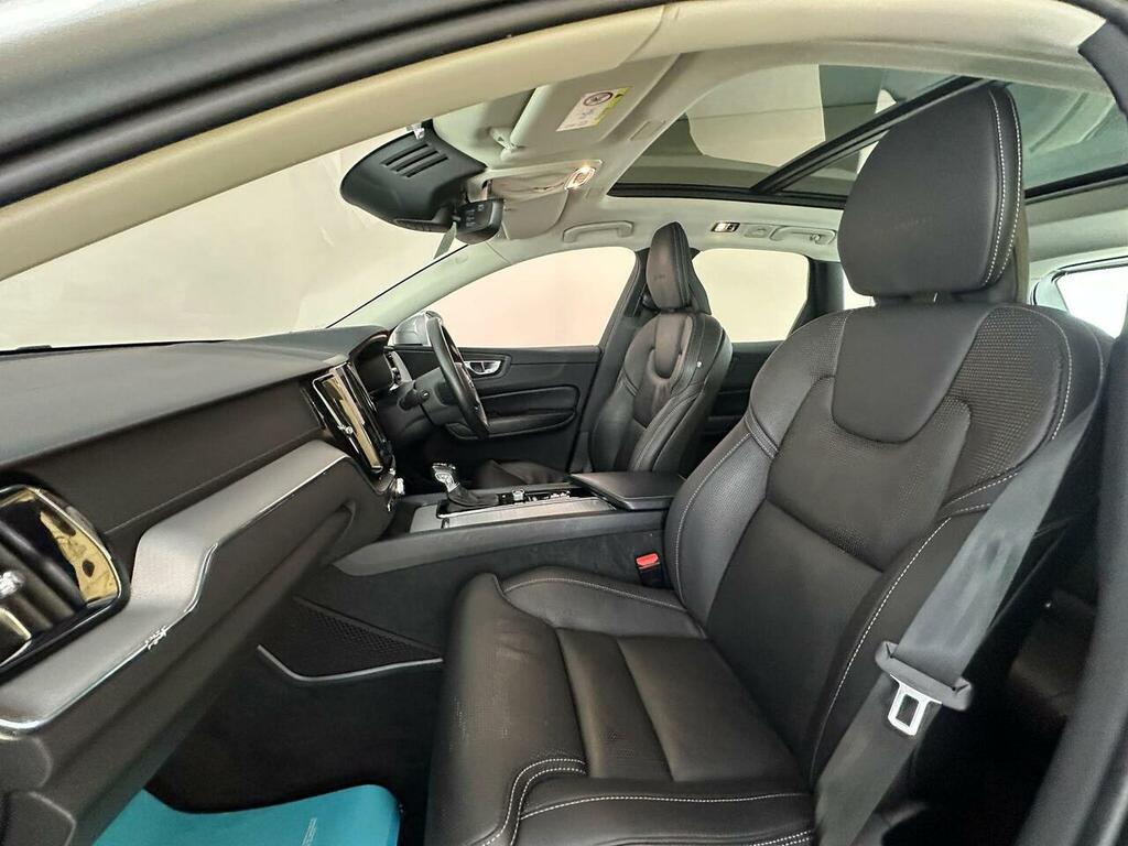 Volvo XC60 T5 Awd Momentum Leather Interior Blue #24