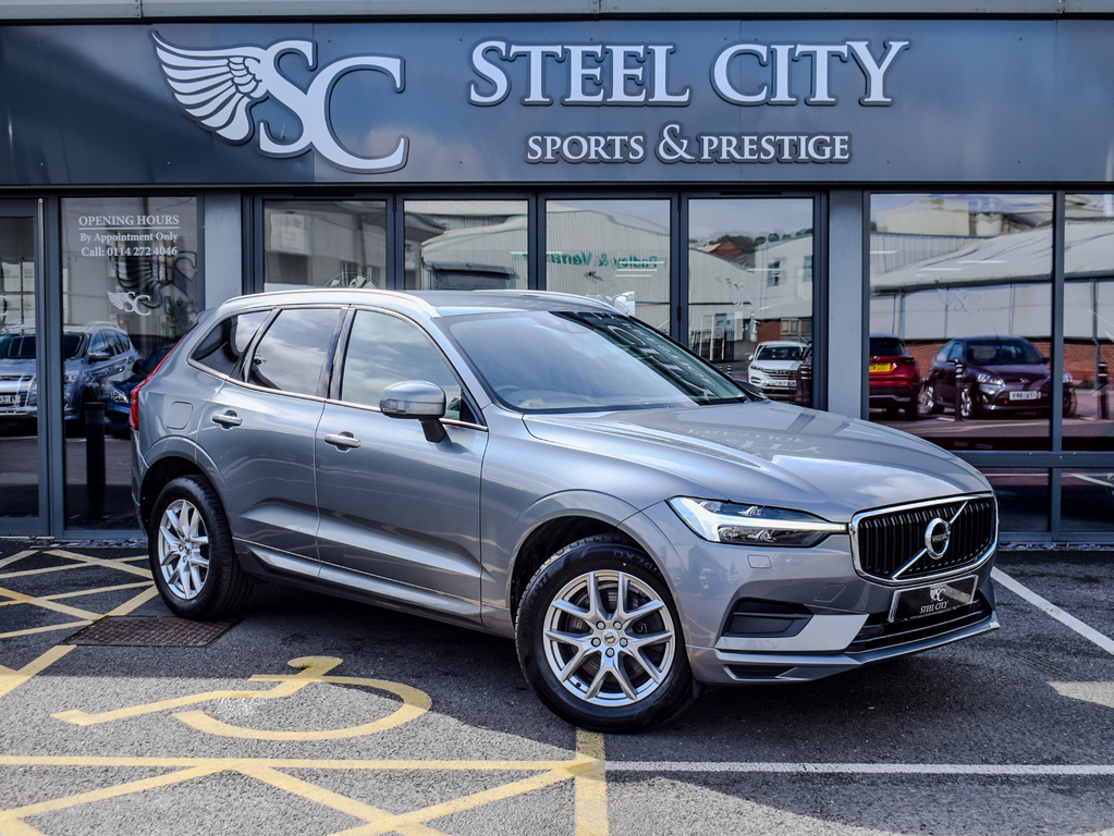 Volvo XC60 B4 Momentum Awd Black