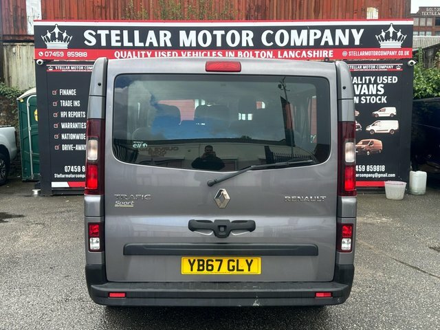 Renault Trafic 2017 1.6 Dci 29 Sport Nav Minibus Double Cab D Grey #6