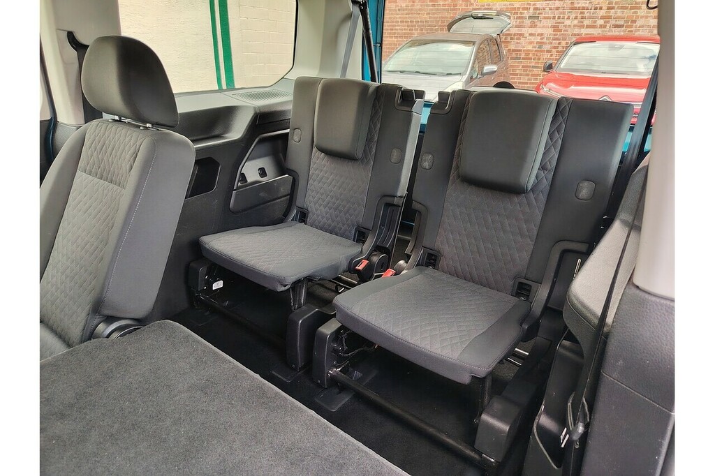Volkswagen Caddy Maxi Life 2.0L Dsg #15