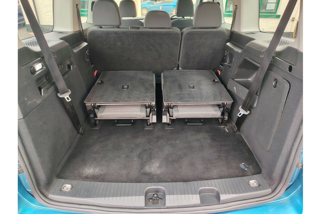 Volkswagen Caddy Maxi Life 2.0L Dsg #17
