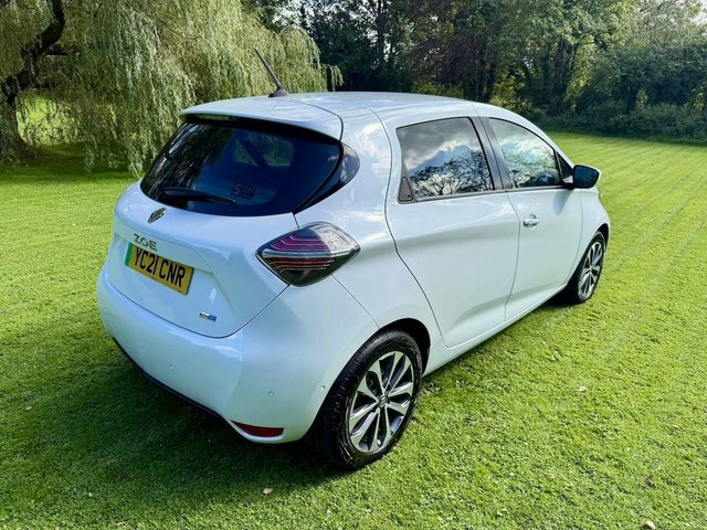 Renault Zoe I Iconic 135 Bhp White #14