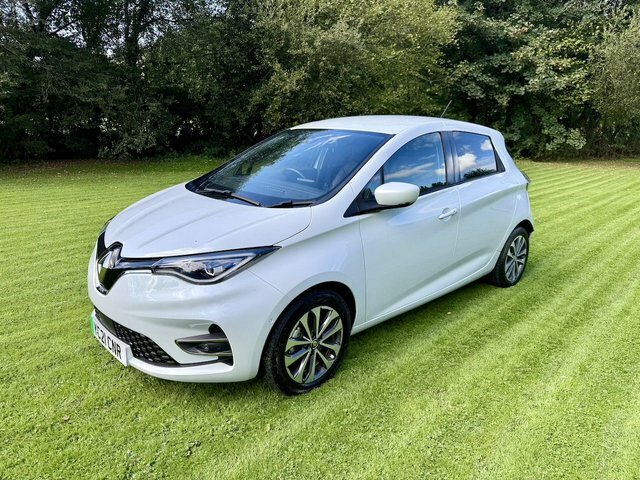 Renault Zoe Ev50 52Kwh Gt Line White #4