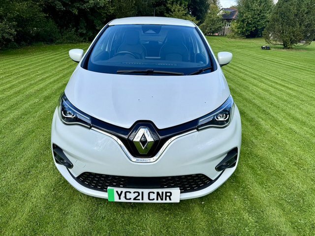 Renault Zoe Ev50 52Kwh Gt Line White #3
