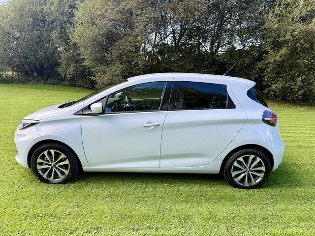 Renault Zoe Ev50 52Kwh Gt Line White #5