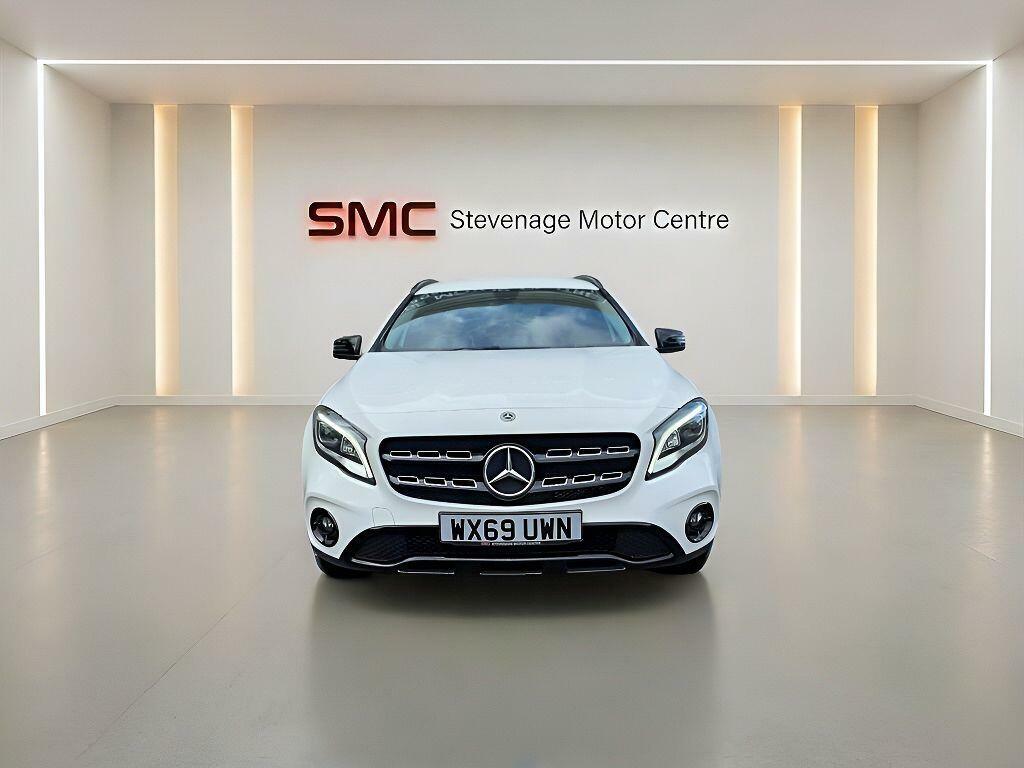 Mercedes-Benz GLA Class 1.6 Gla180 Urban Edition 7G-dct Euro 6 Ss WX69UWN White #3