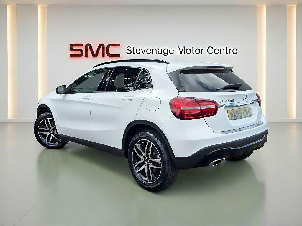 Mercedes-Benz GLA Class 1.6 Gla180 Urban Edition 7G-dct Euro 6 Ss WX69UWN White #5