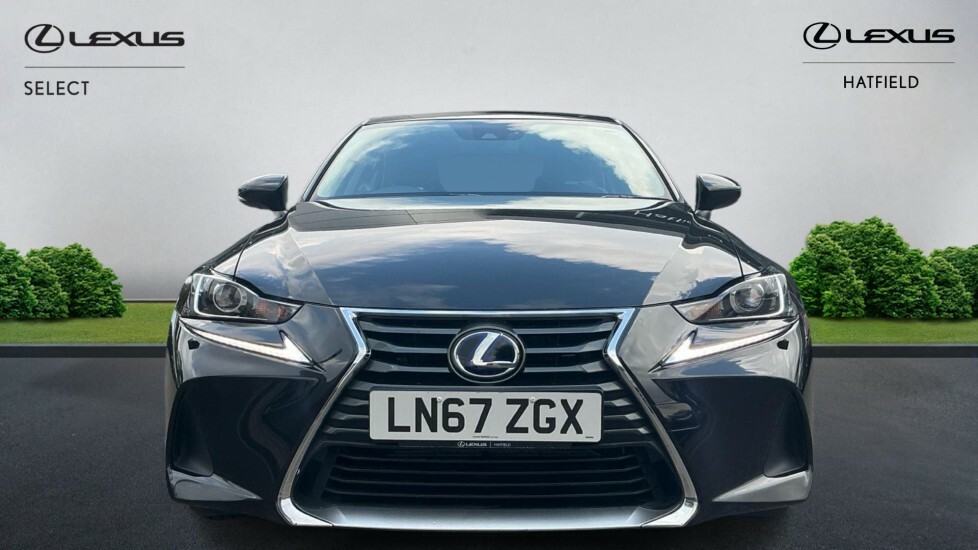 Lexus IS 2.5 300H Executive Edition Saloon Hybri Black #4