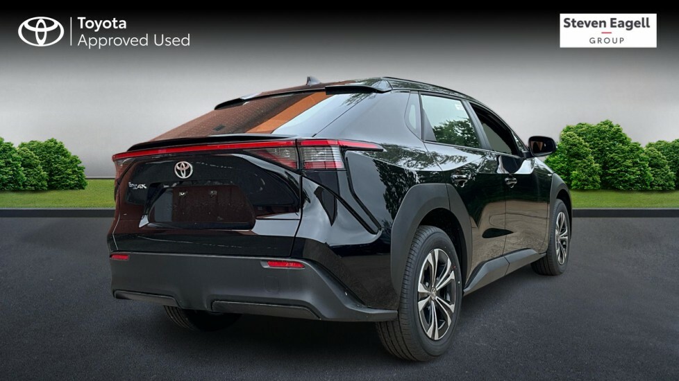 Toyota bZ4X 71.4Kwh Pure 11Kw Obc Black #2