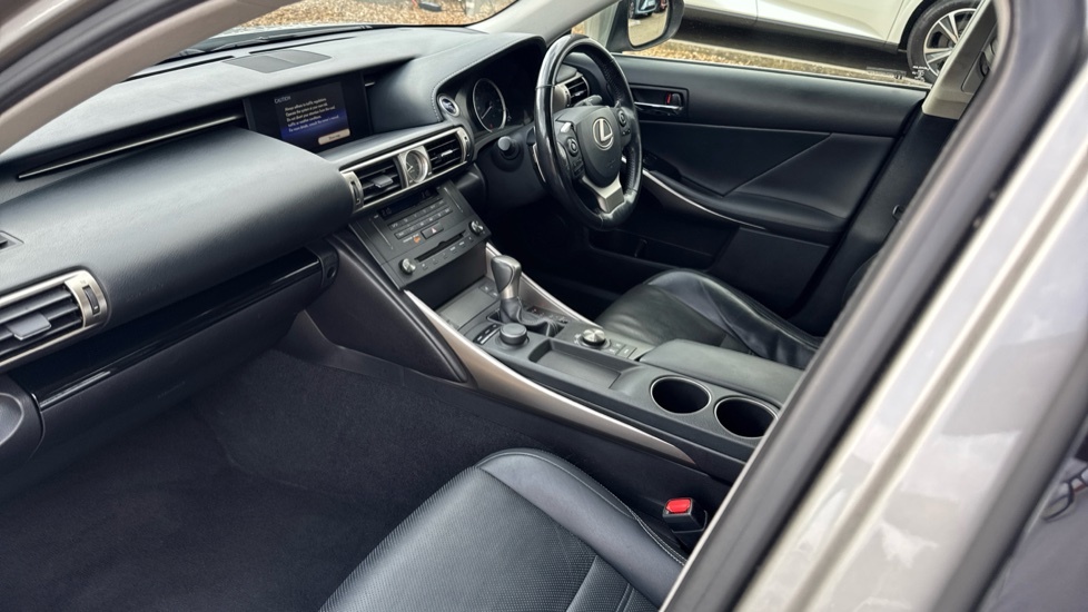 Lexus IS 2.5 300H Advance Saloon Hybrid E-cvt Eu Silver #6