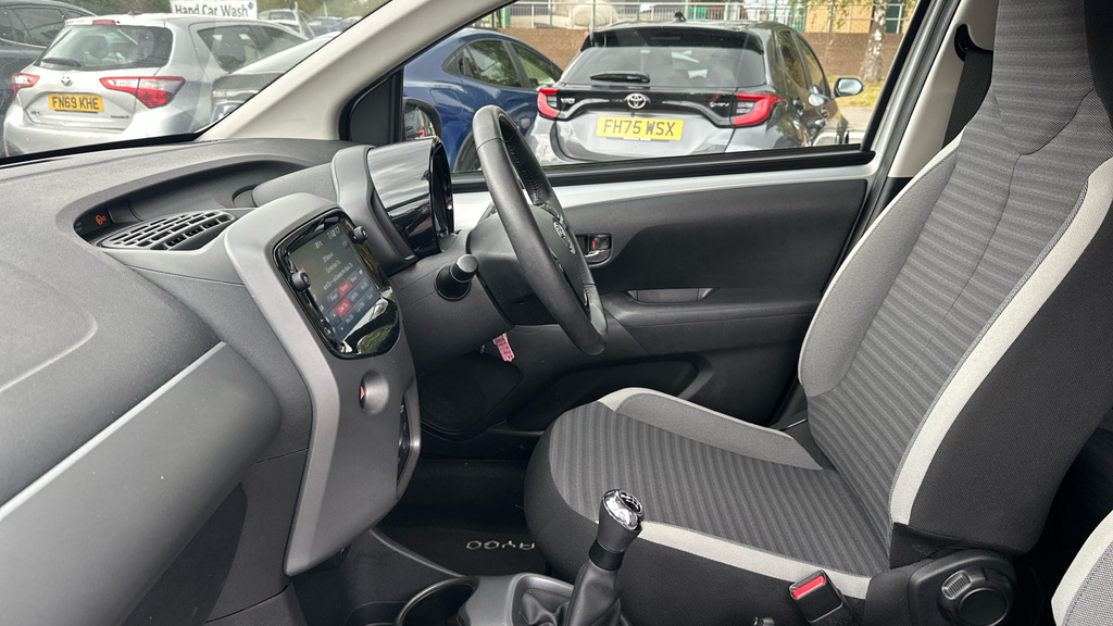 Toyota Aygo 1.0 Vvt-i X-trend Hatchback Euro Silver #5