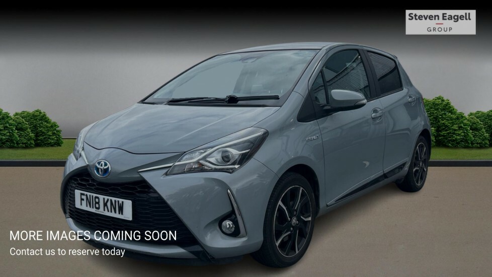 Toyota Yaris Icon Tech Red #3